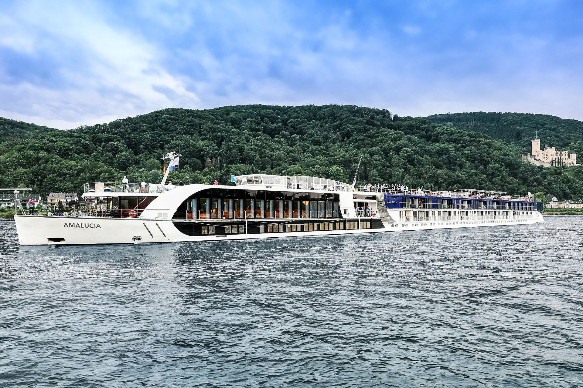 10-amalucia-boat-exterior-landscape.jpg