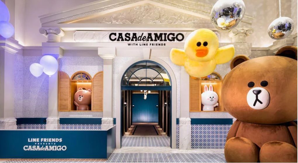 LINE FRIENDS PRESENTS CASA DE AMIGO LOBBY.jpg